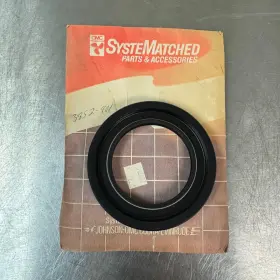 3852901 Evinrude 913887 Johnson Omc U-joint To Bearing Carrier Seal