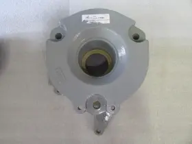 111064 Hamilton D15 Genuine Bearing Mount Pump Oem New Factory Boat Parts