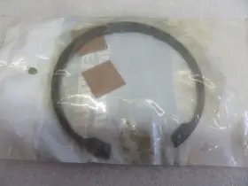 0321171 Omc 321171 C9c Evinrude Johnson Retaining Ring Oem New Factory Boat Part