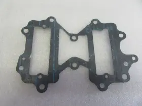 0335633 Omc 335633 C9c Evinrude Johnson Crankcase Gasket Oem New Factory Parts