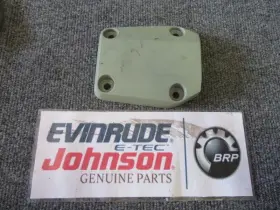 337773 Omc D4e Evinrude Johnson Lower Mount Bracket Cover Oem New Boat Parts