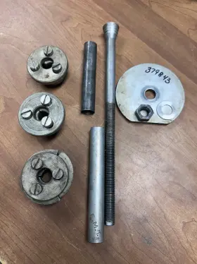 379843 Omc 379829 379649 379784 Oem Evinrude Johnson Specialty Tool Coil And Bearing Puller Set