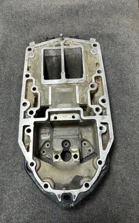 0340523 Omc Brp 340523 Evinrude Johnson Adaptor Housing Exhaust Base Plate Freshwater