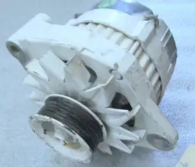 872235a Volvo Penta D4d Genuine Marine Alternator Oem Used Factory Boat Parts