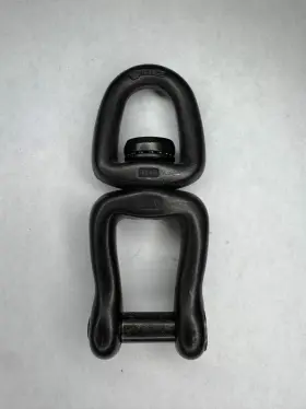 2365b Wichard Black Oxide Stainless 3/8 Eye And Allen Head Swivel