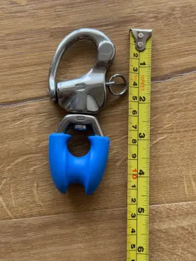 2495 Wichard Hr Snap Shackle With Blue Thimble Eye 110mm Excellent #2