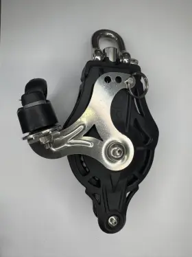 75108 Wichard 70mm Single Block With Becket Cam And Swivel. List Price 363.80