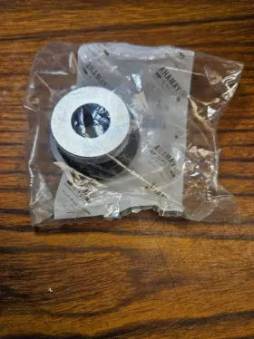 64e-43821-05 Yamaha Trim Cylinder Screw Oem